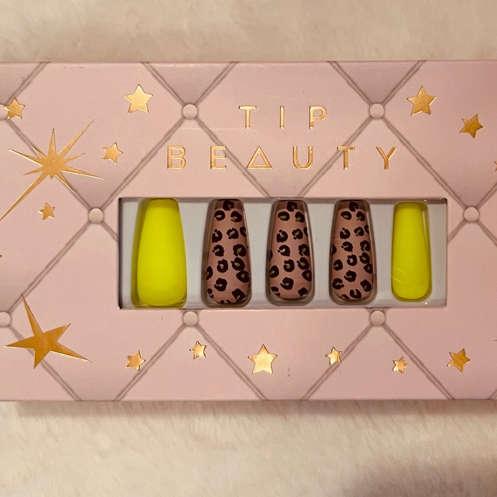 Press On Nails